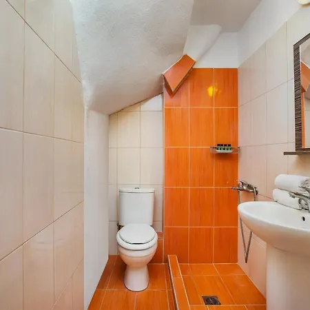 Nikiforos Aparthotel *