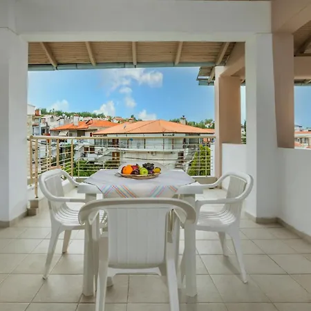 Nikiforos Ξενοδοχείο με διαμερίσματα 3*